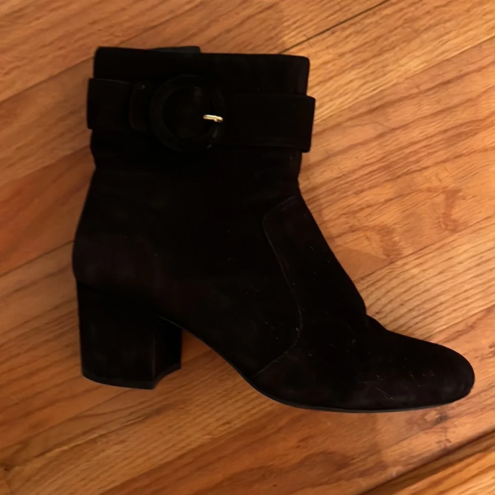Nine West black suede booties with buckle detail size 9.6